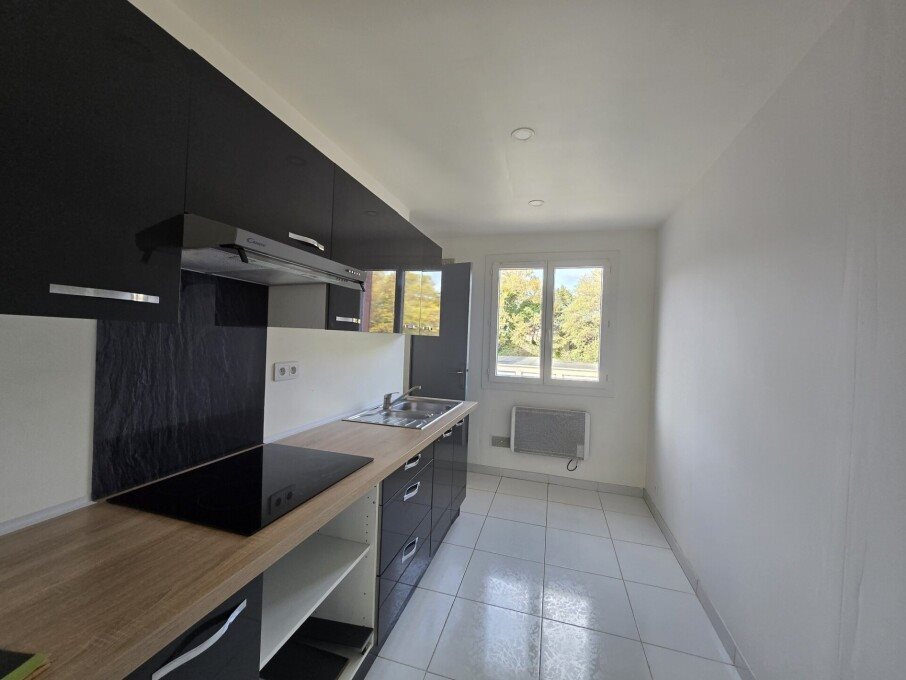 Appartement à louer, 64m², Valréas