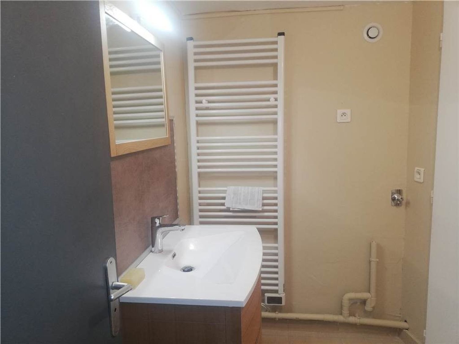 Maison à louer, 90m², Visan