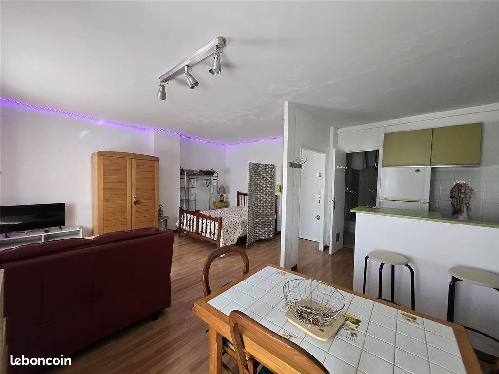 Appartement à louer, 34m², Valréas