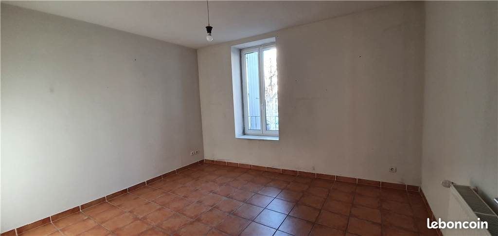 Appartement à louer, 59m², Valréas