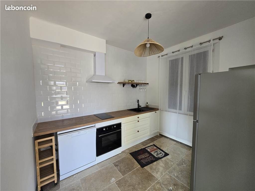 Maison à louer, 72m², Valréas