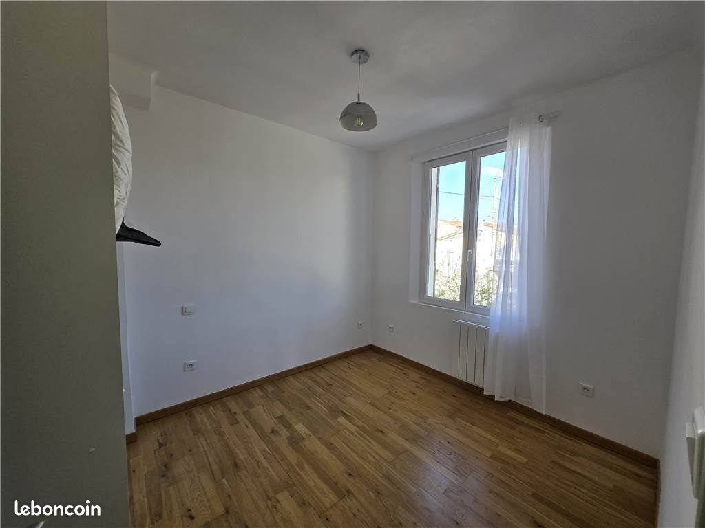 Maison à louer, 72m², Valréas