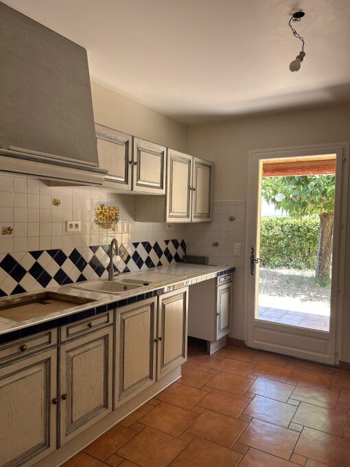 Maison à louer, 131m², Vaison-la-Romaine