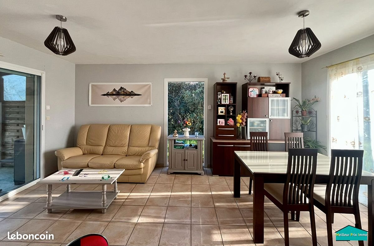 Maison à vendre, 80m², Saint-Etienne-de-Mer-Morte