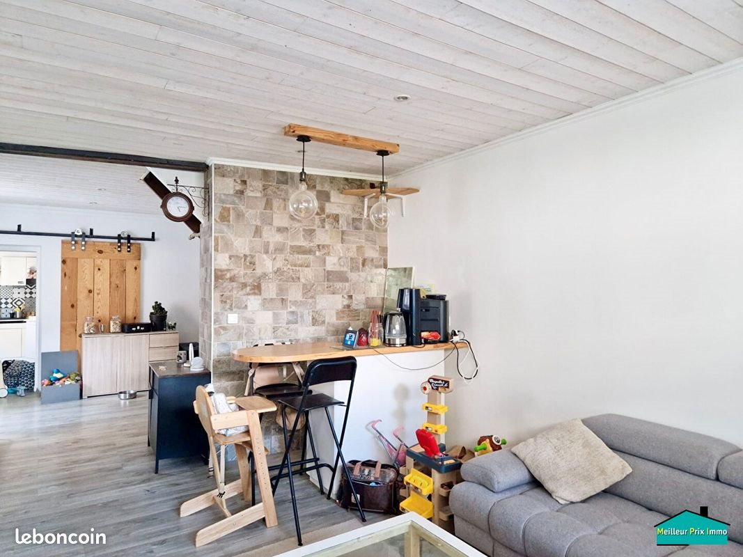 Maison à vendre, 885m², Saint-Colomban