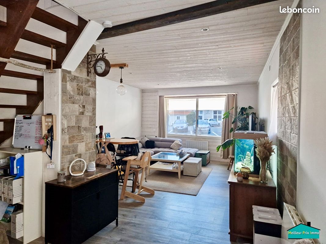 Maison à vendre, 885m², Saint-Colomban