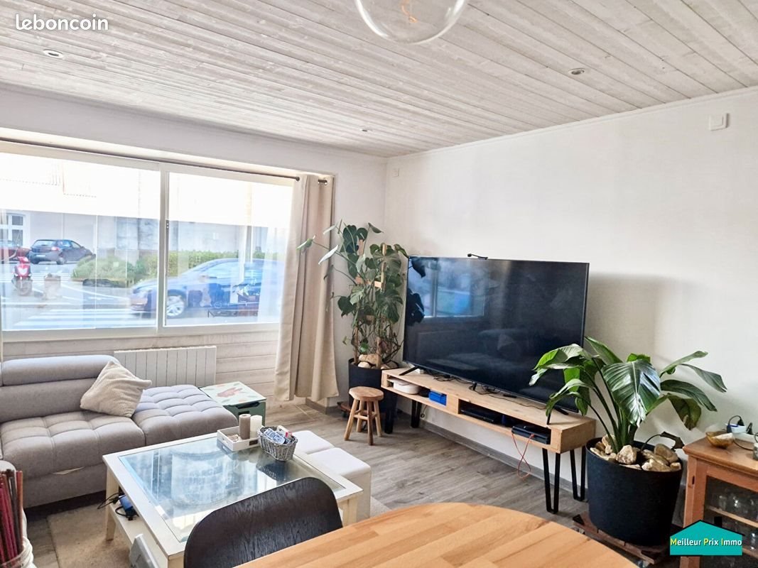 Maison à vendre, 885m², Saint-Colomban