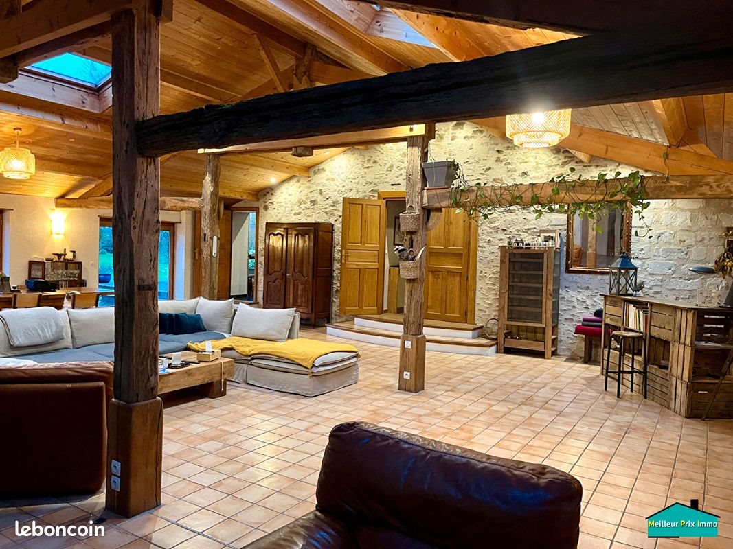 Maison à vendre, 242m², Saint-Philbert-de-Grand-Lieu