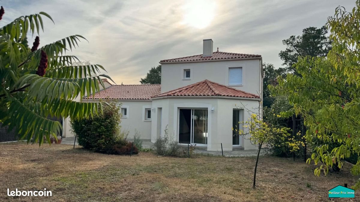 Maison à louer, 147m², La Limouzinière