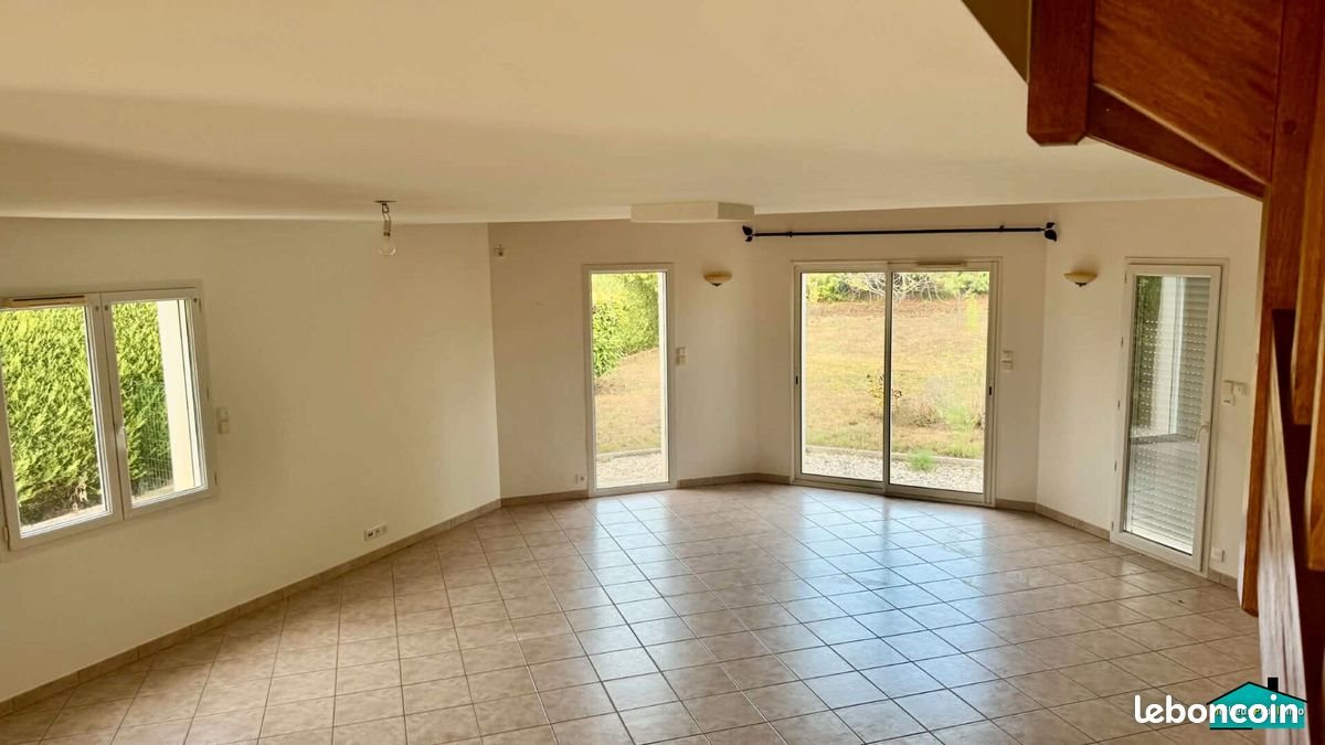Maison à louer, 147m², La Limouzinière