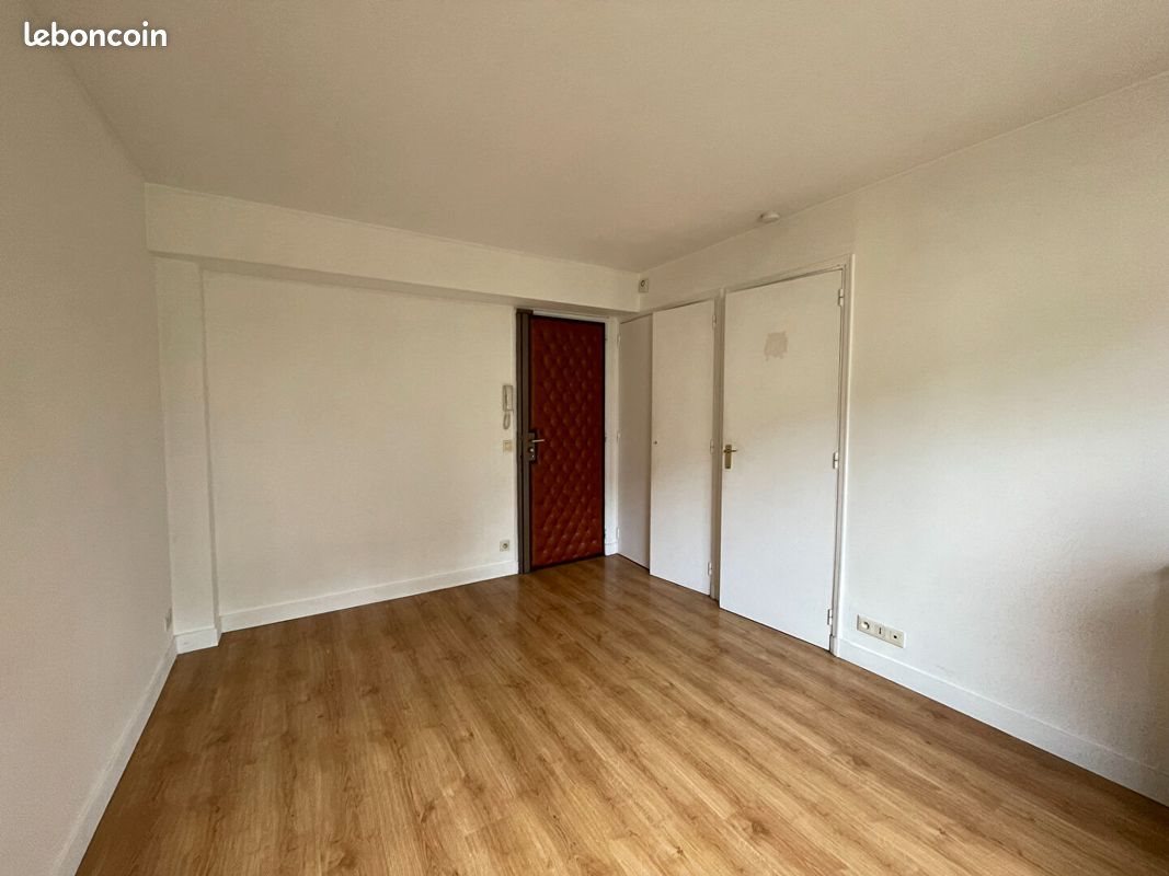Appartement à louer, 19m², Issy-les-Moulineaux