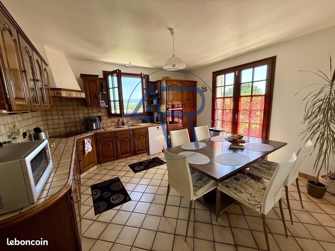 Maison à vendre, 152m², Brioude