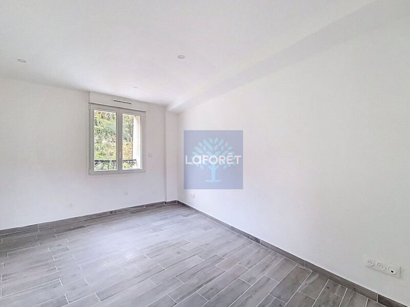 Appartement à louer, 23m², Fontenay-en-Parisis