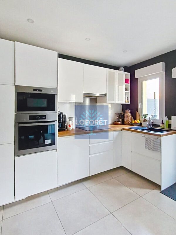 Maison à louer, 119m², Luzarches