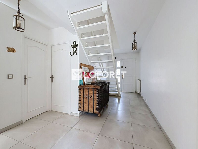 Maison à vendre, 146m², Marly-la-Ville