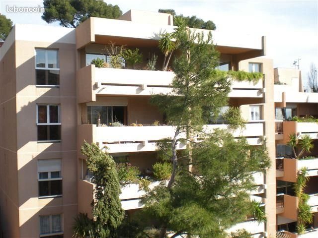 Appartement à louer, 95m², Marseille 8ème