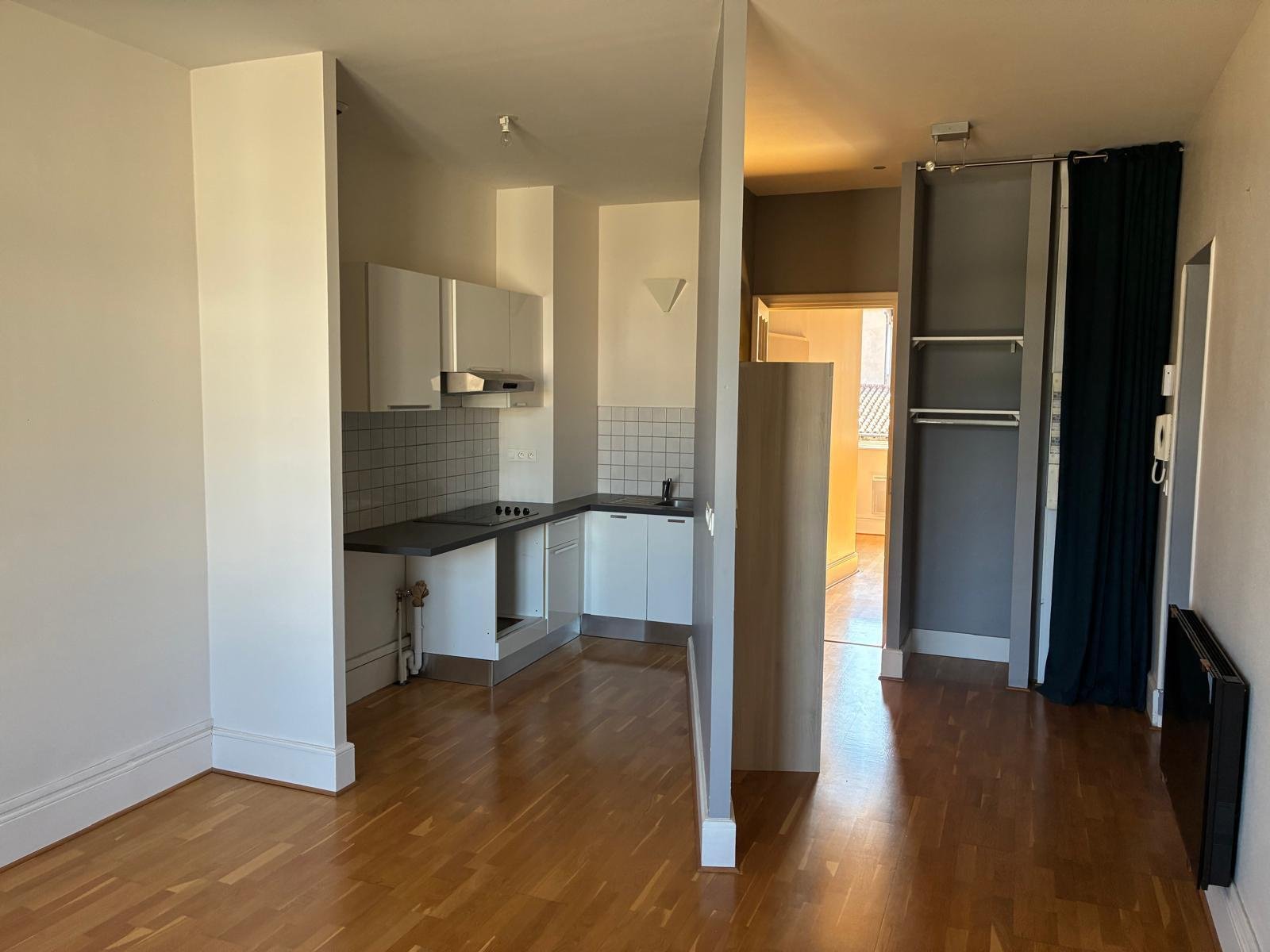 Appartement à louer, 48m², Valence