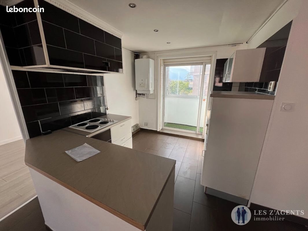 Appartement à louer, 62m², Saint-Martin-d'Hères