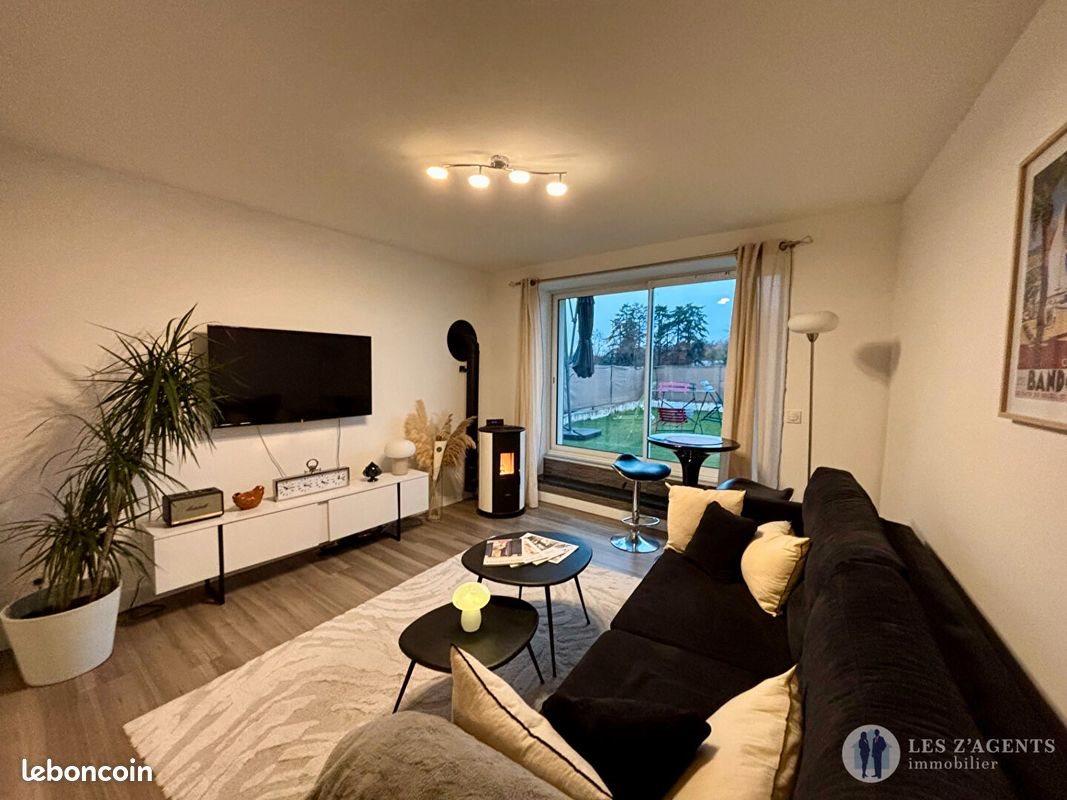 Appartement à louer, 46m², Rives