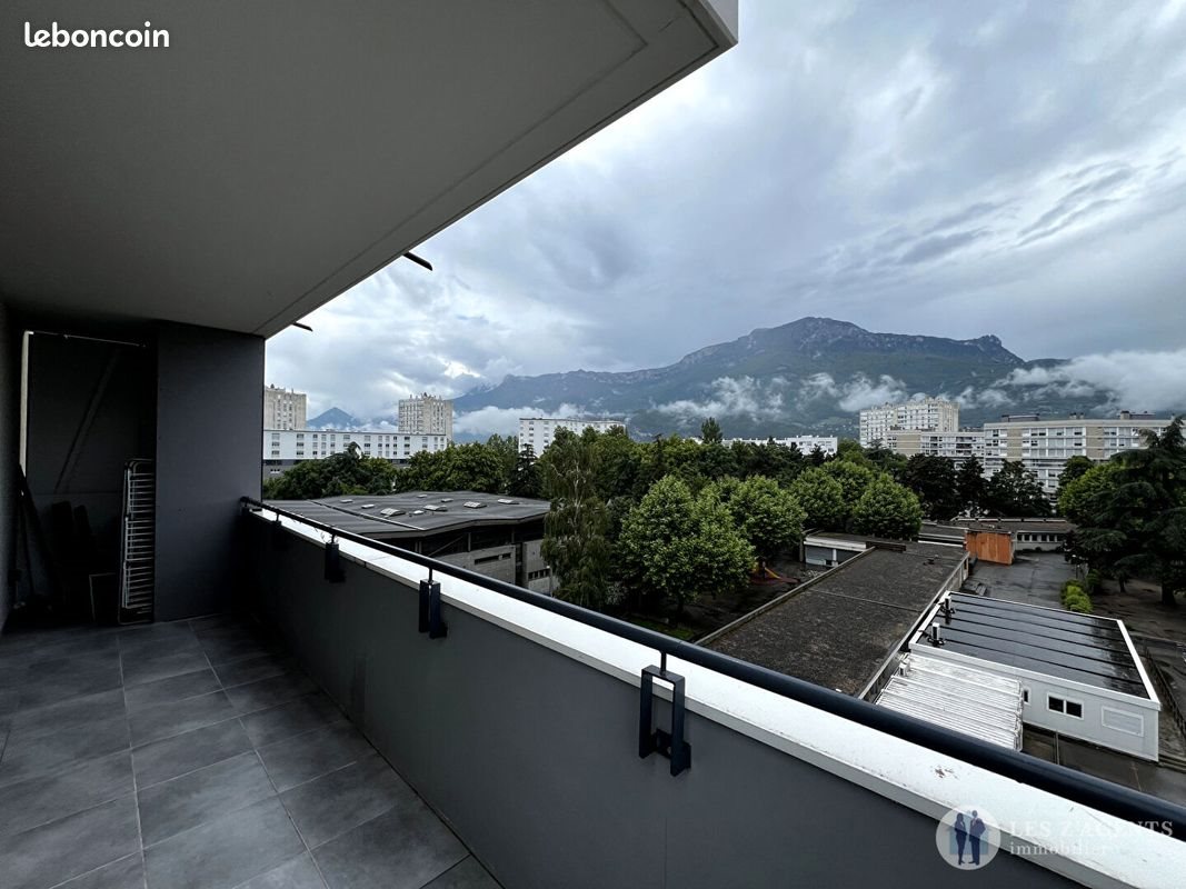 Appartement à louer, 68m², Échirolles