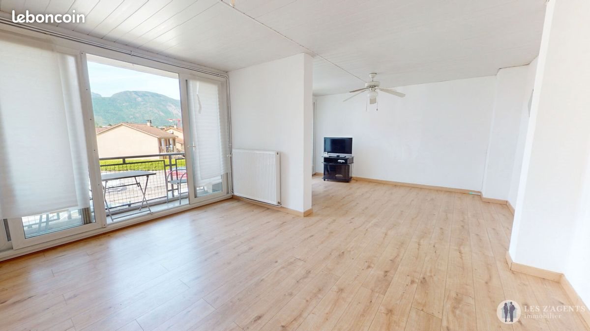 Appartement à vendre, 67m², Saint-Martin-d'Hères