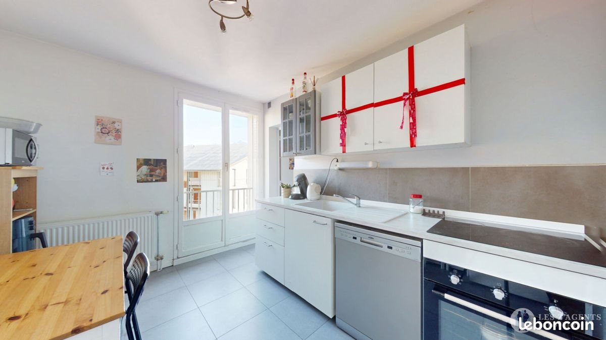 Appartement à vendre, 66m², Saint-Martin-d'Hères