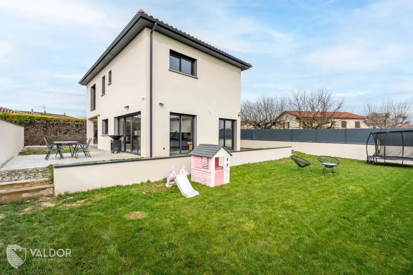 Maison à vendre, 145m², Ambérieux