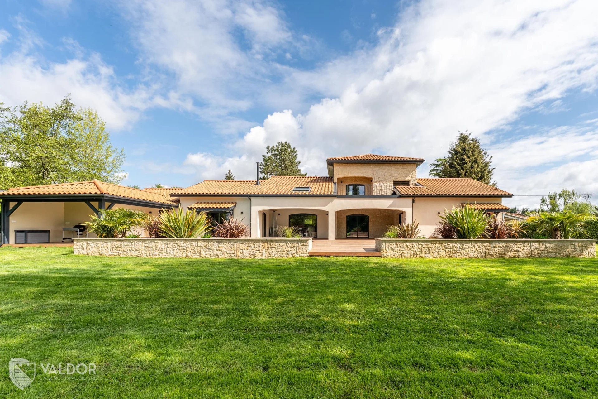 Maison à vendre, 210m², Ambérieux-en-Dombes