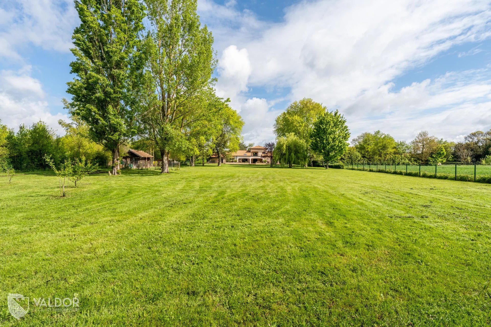 Maison à vendre, 210m², Ambérieux-en-Dombes