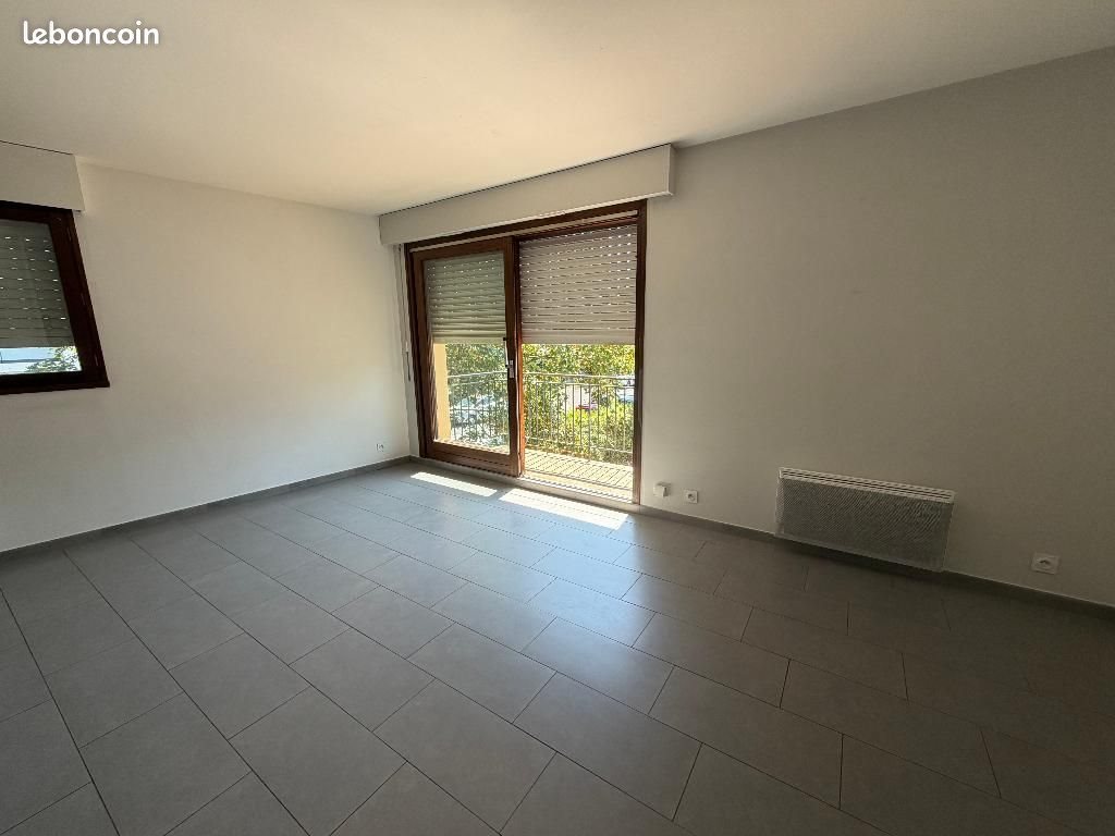 Appartement à louer, 91m², Marignier