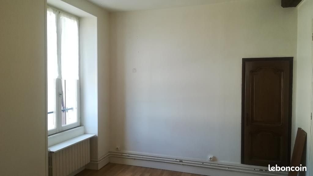 Appartement à louer, 35m², Clamecy