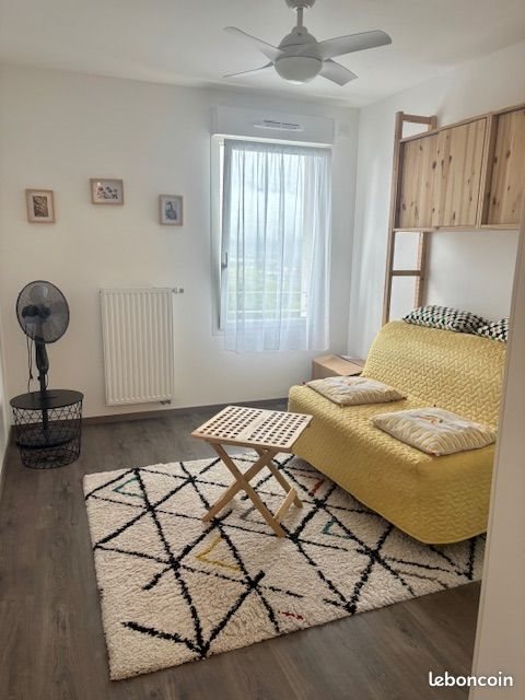 Appartement à louer, 70m², Thyez