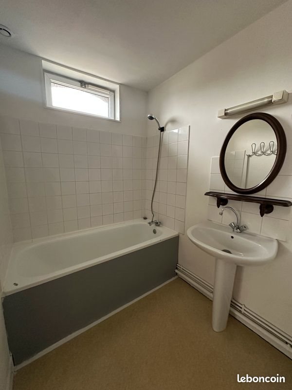 Appartement à louer, 40m², Péronne
