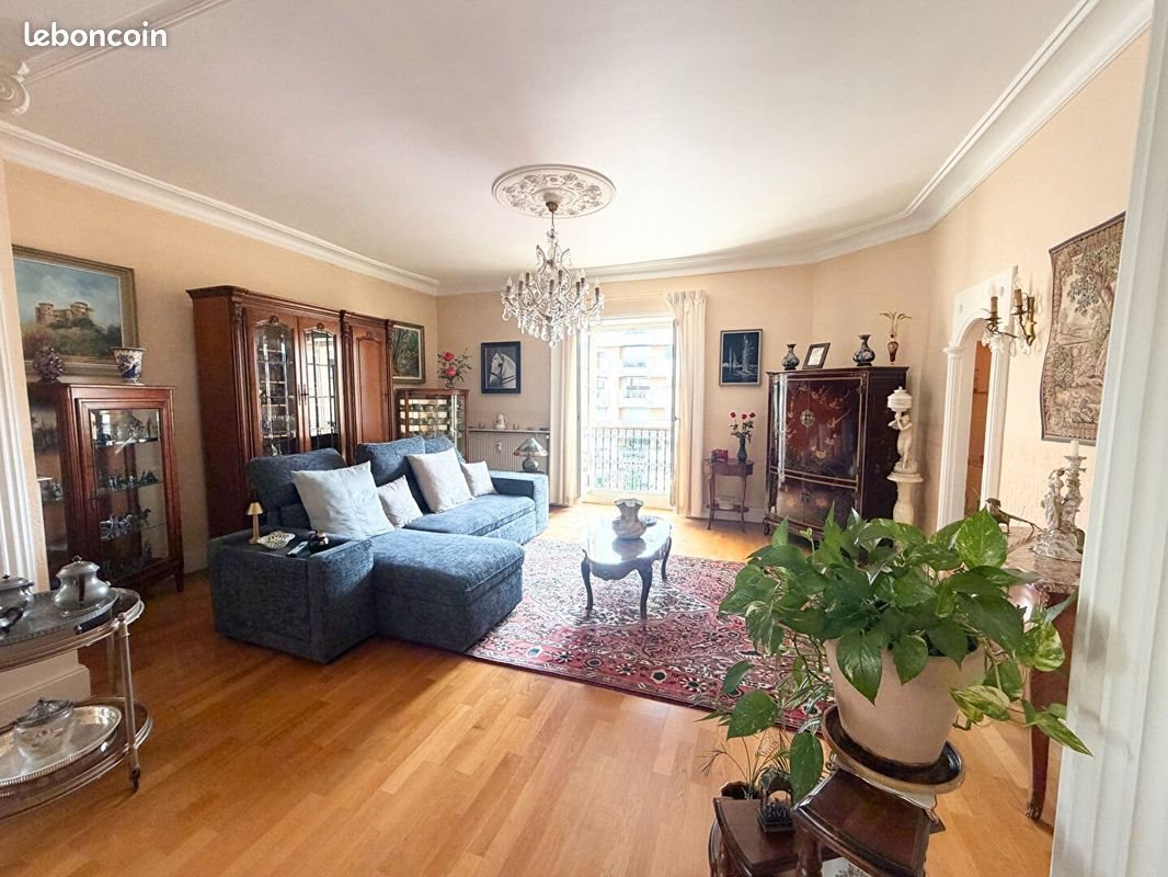 Appartement à vendre, 147m², Vichy