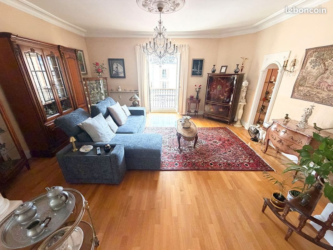 Appartement à vendre, 147m², Vichy