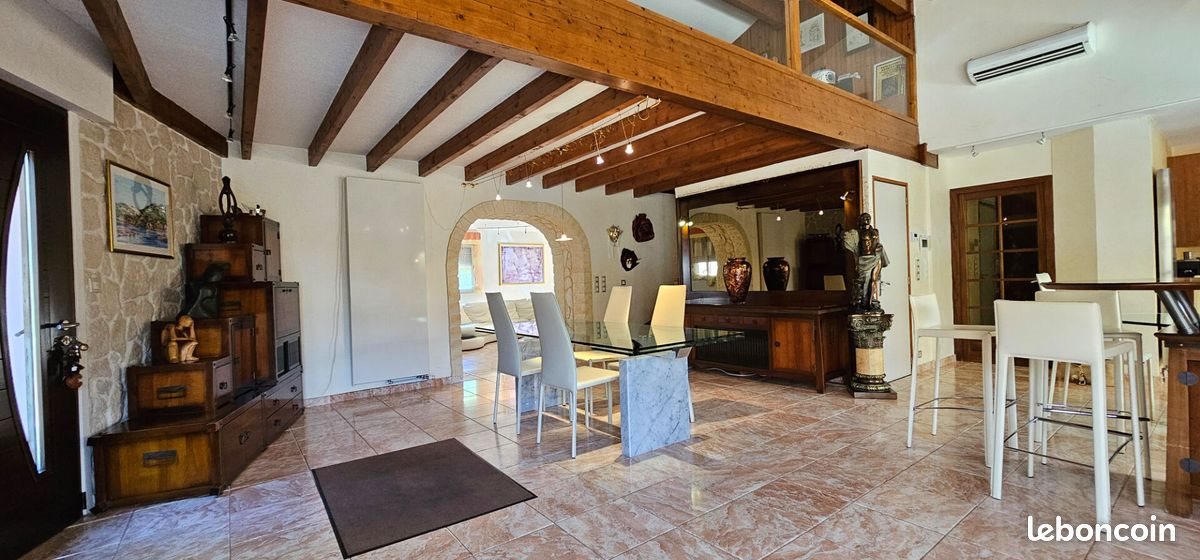 Maison à vendre, 310m², Ceyrat