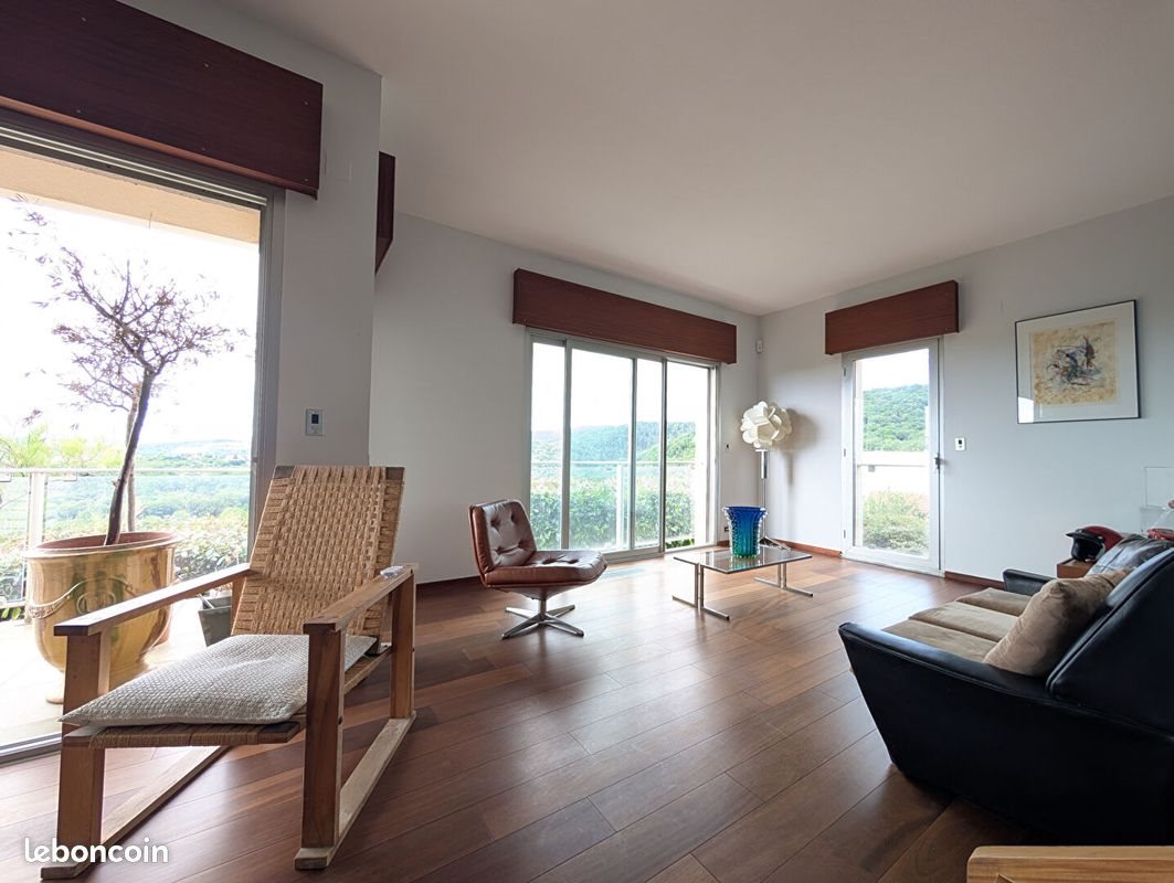 Maison à vendre, 210m², Châtel-Guyon