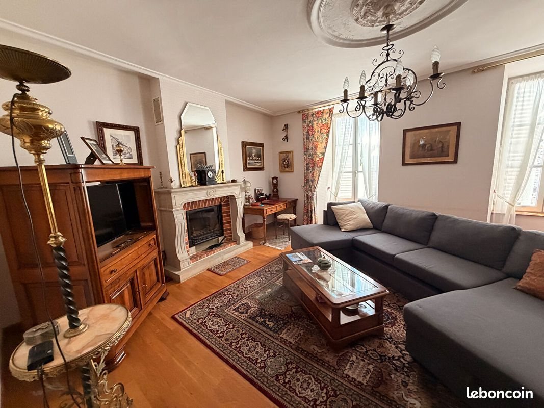 Maison à vendre, 175m², Peyrusse