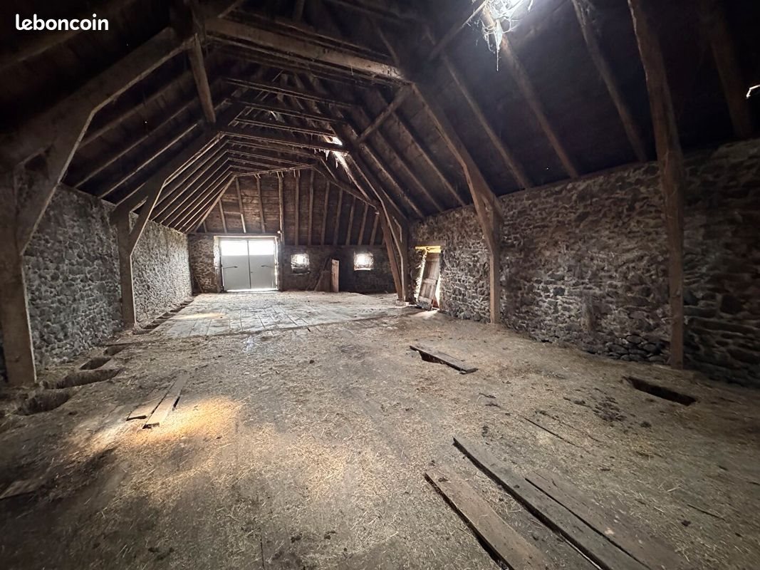 Maison à vendre, 480m², Neuvéglise