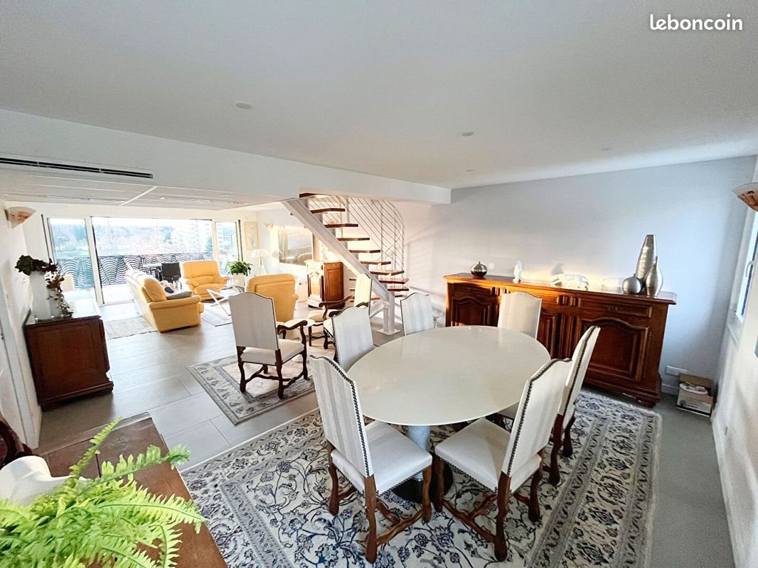 Appartement à vendre, 171m², Vichy
