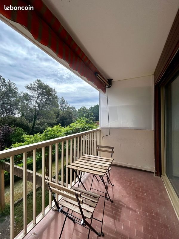 Appartement à louer, 23m², Peymeinade