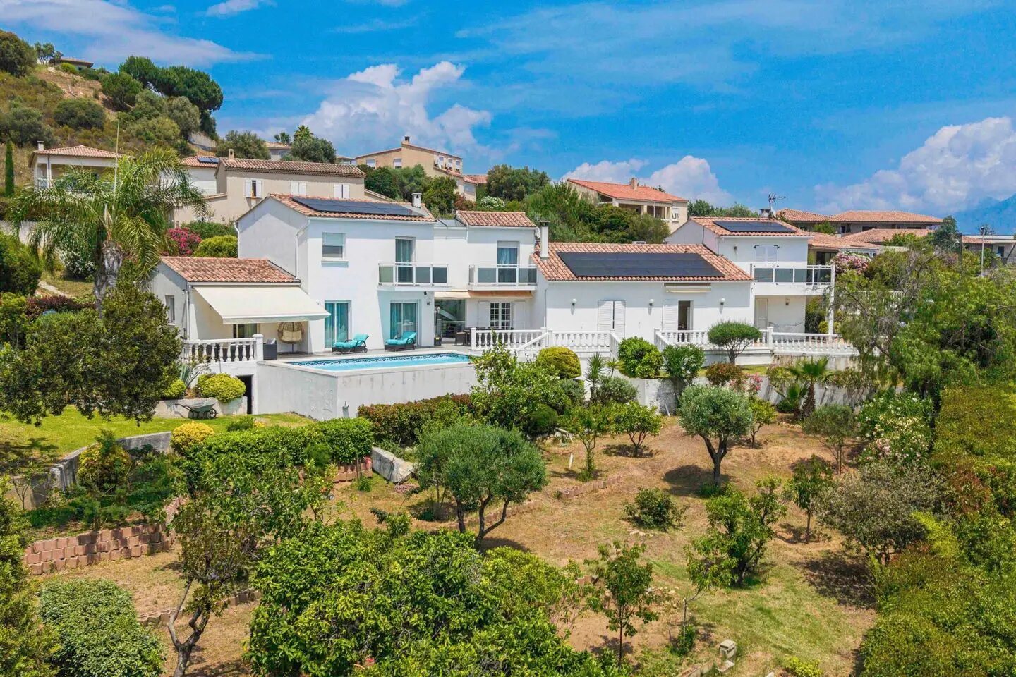 Maison à vendre, 243m², Afa