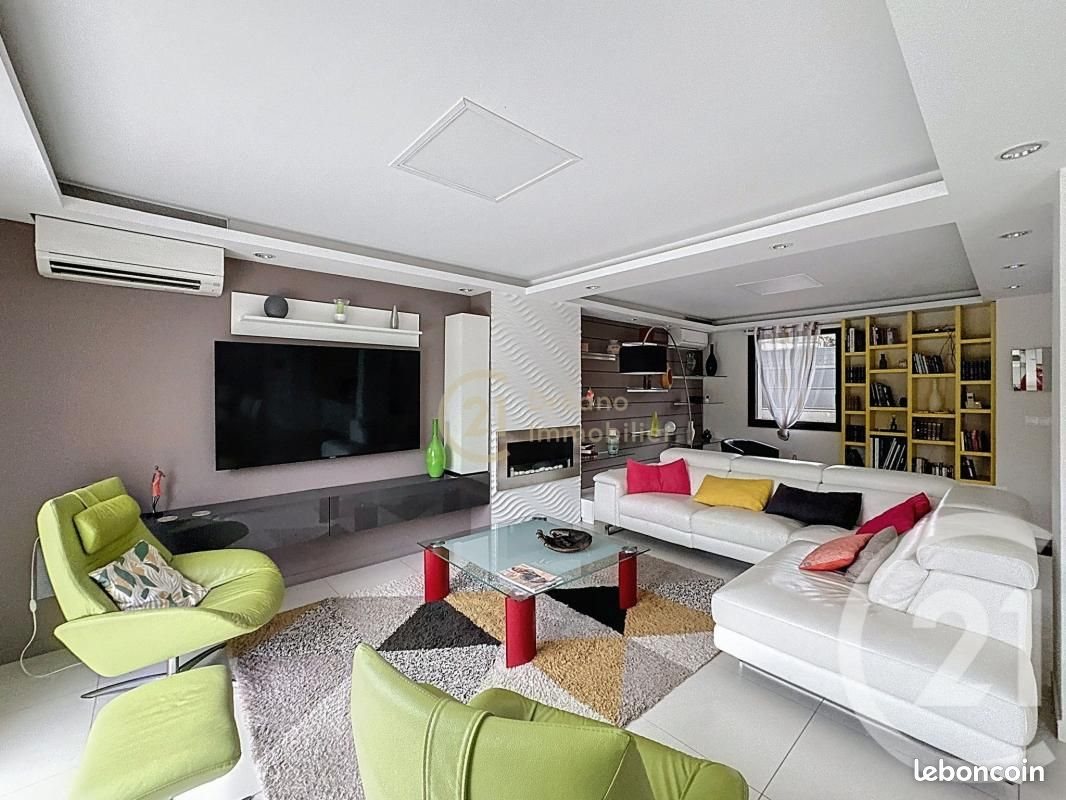 Maison à vendre, 249m², Laillé