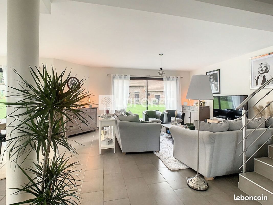 Maison à louer, 148m², Le Mesnil-Esnard