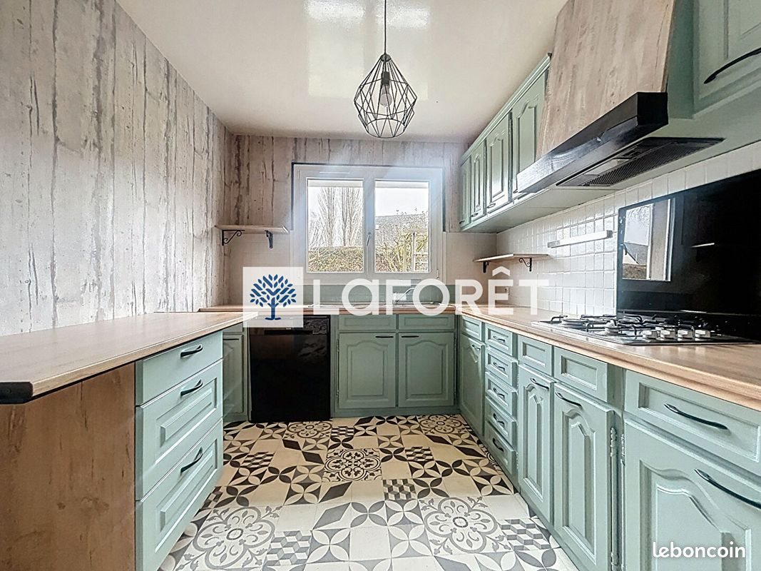 Maison à louer, 107m², Ymare