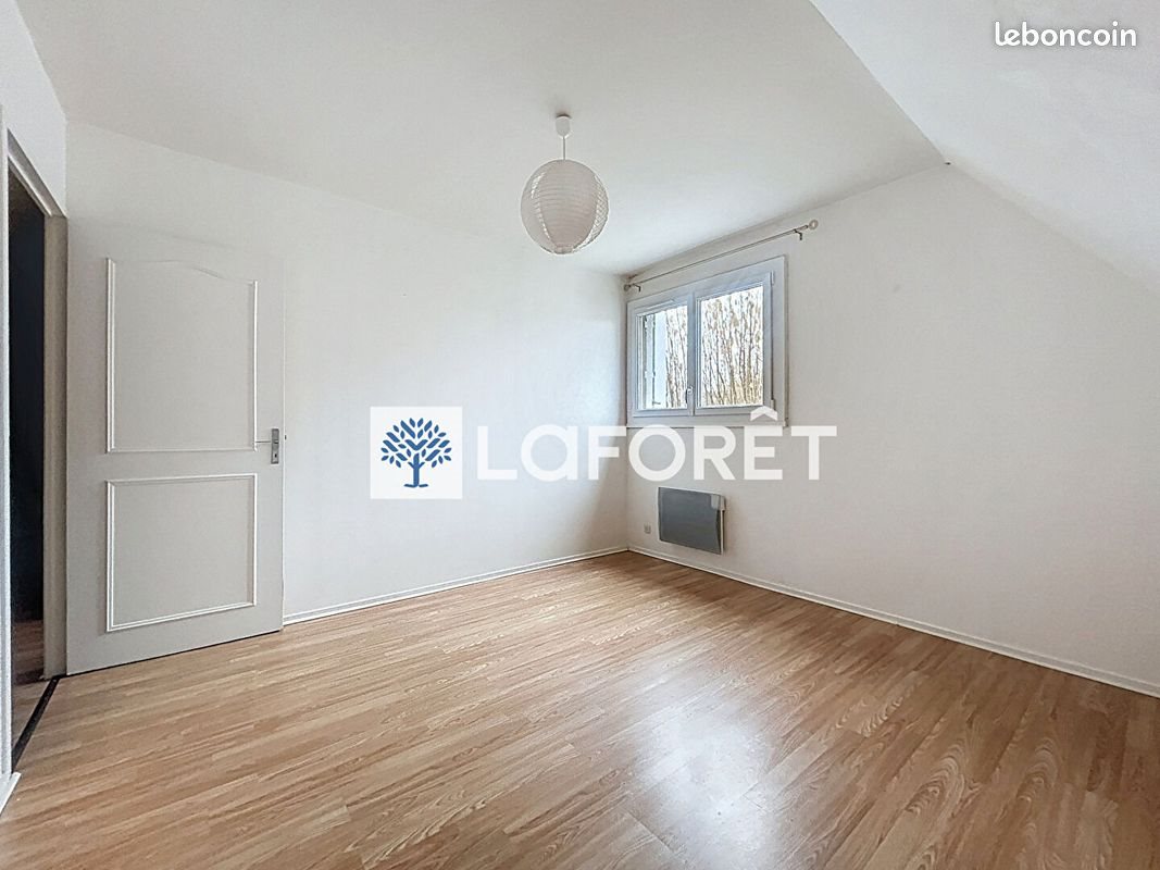 Maison à louer, 107m², Ymare