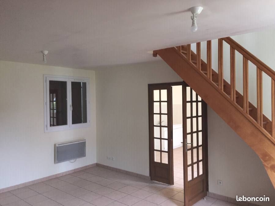 Maison à louer, 135m², Sommery