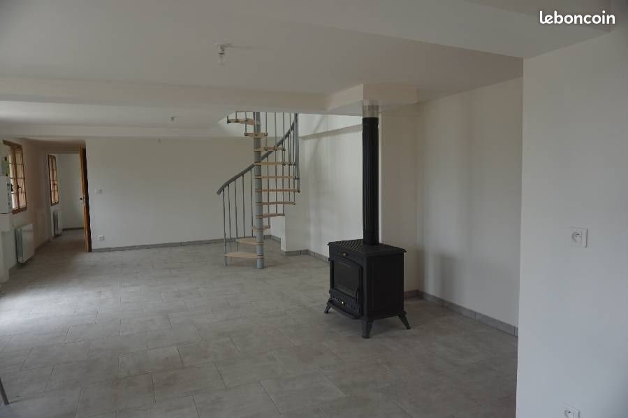 Maison à louer, 90m², Sommery