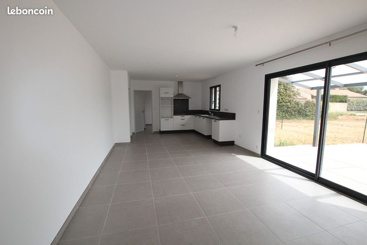 Maison à louer, 85m², Châteauneuf-de-Gadagne