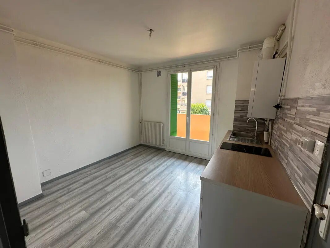 Appartement à louer, 60m², Jassans-Riottier